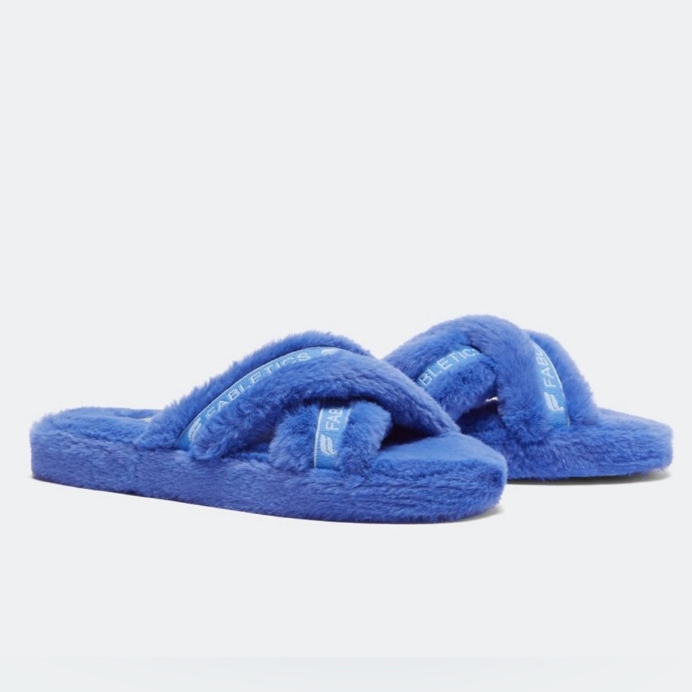 Fabletics Criss Cross Slipper